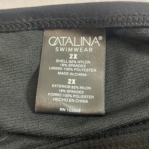 Catalina Front Twist Swim Top - Picture 5 of 9
